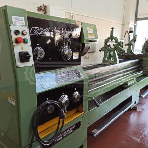 3 Metre 660 Çap Yunnan Üniversal Torna Tezgahı