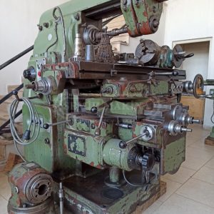 Arsenal Bulgar Fu320 Üniversal Freze Tezgahı