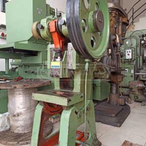 Sıfır Ayarında 220 ile ilgili çalışan 15 Ton Özan Eksantrik Pres