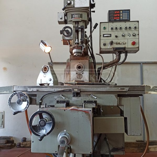 First Havuz Boşaltmalı Sony Dijital Servolu Cnc Mil Arbürlü Takım Çektirmeli Kalıpçı Freze