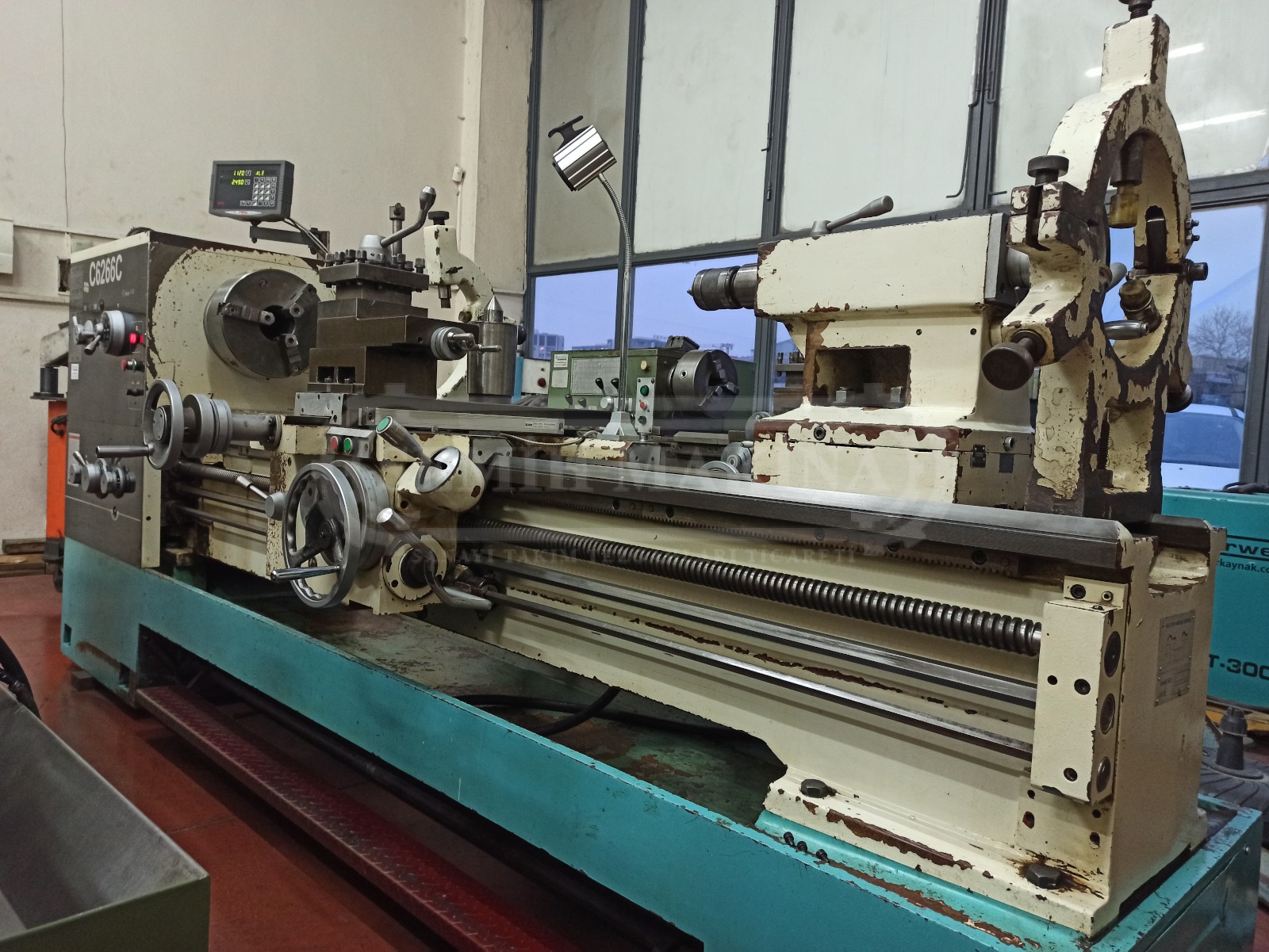 2 Metre Dijitalli 660 Çap Fener 105 Monoblok Gövde Geniş Banko Rapid Hareketli Torna - Görsel 15