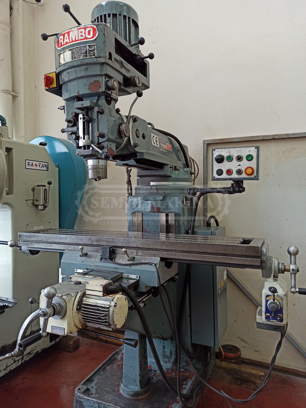 Rambo Orjinal Taiwan Otomatikli Kalıpçı Freze Tezgahı - Görsel 10